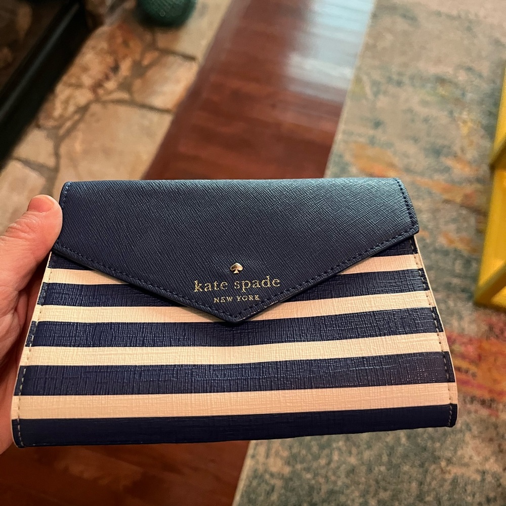 Kate spade purse